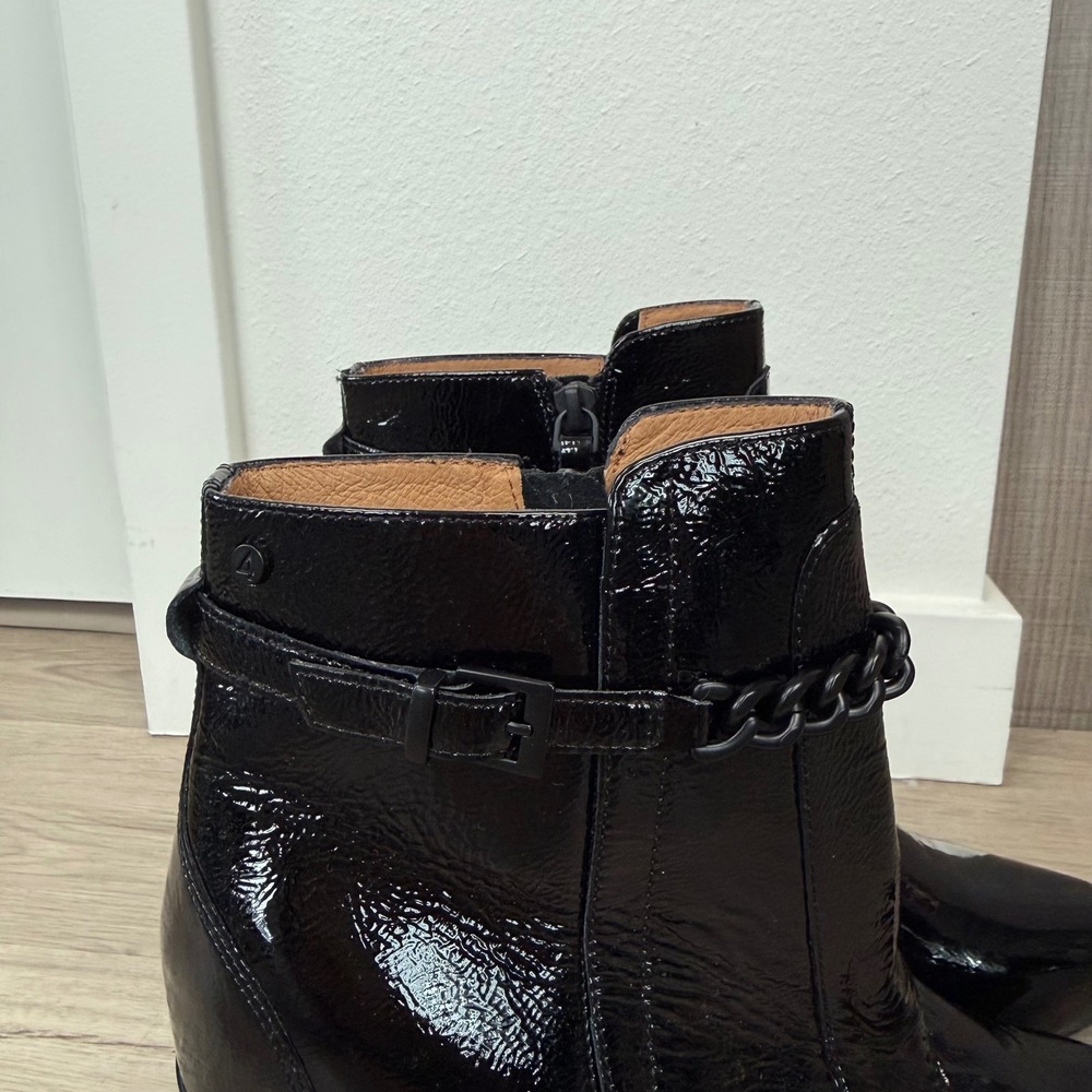 NWOB FRANKIE4 Black Patent Leather Maisie Heeled Ankle Boots - Picture 7 of 12
